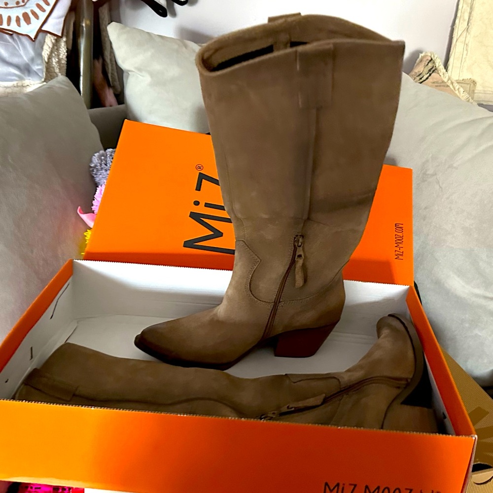 Miz Mooz MADI boots sz 9 (euro 40)
